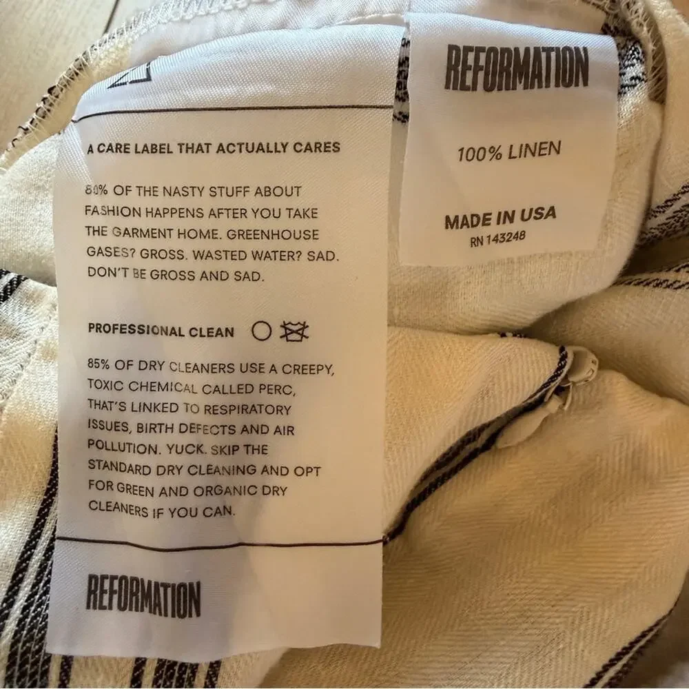 Reformation white and Black Striped cropped linen Pants size 0